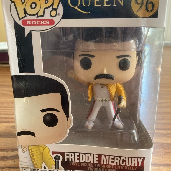 9 piece set NIB Queen Pop Rocks - Picture 8 of 9